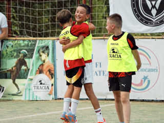 Fotbal cu Zâmbetul pe Buze – Creștem Împreună! foto 3