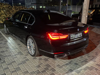 BMW 7 Series foto 6