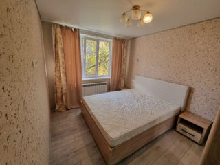 Apartament cu 2 camere, 56 m², Botanica, Chișinău foto 10