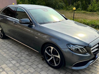 Mercedes E-Class foto 5