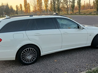 Mercedes E-Class foto 5