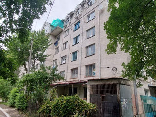 Apartament cu 2 camere, 43 m², Botanica, Chișinău foto 8