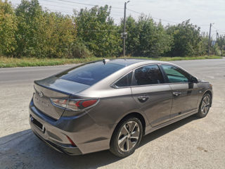 Hyundai Sonata foto 5