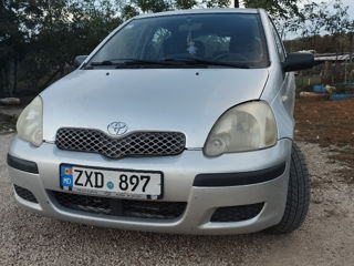 Toyota Yaris foto 10