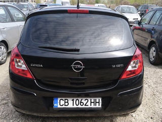 Opel Corsa foto 5