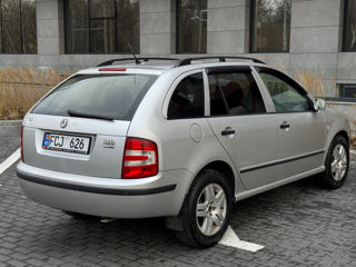 Skoda Fabia foto 4