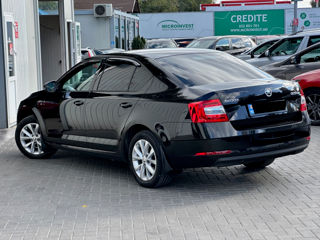 Skoda Octavia foto 3