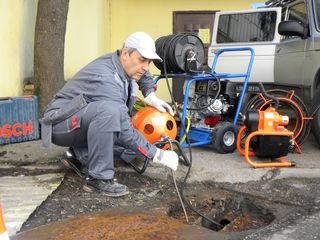 Сuratirea si desfundarea canalizаrii + прочистка и чистка канализации! foto 5