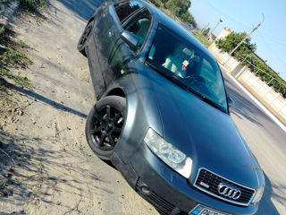 Audi A4 foto 4