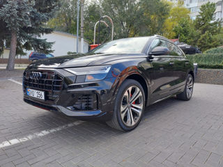 Audi Q8 foto 2