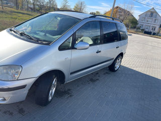 Ford Galaxy foto 4