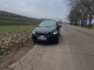 Chevrolet Aveo foto 2