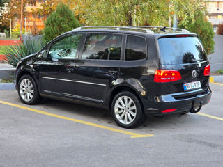 Volkswagen Touran foto 6