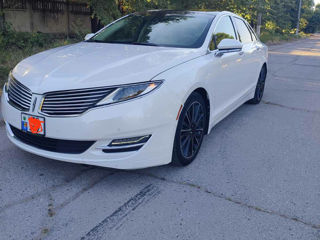 Lincoln MKZ foto 2