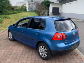 Volkswagen Golf foto 8