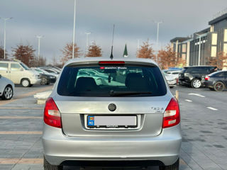 Skoda Fabia foto 2