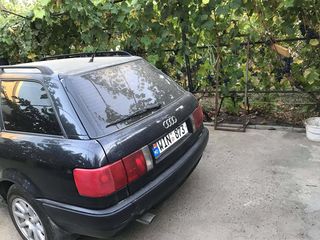 Audi 80 foto 3