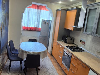 2-комн. кв., 72 м², 2/6 эт.