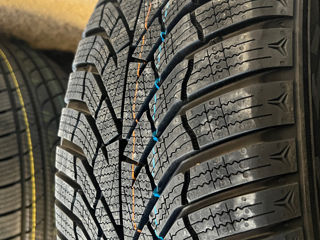 215/50 R18 Kumho Wintercraft WP52/ Доставка, livrare toata Moldova 2023 foto 5