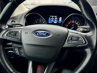 Ford Focus foto 17