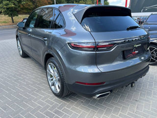 Porsche Cayenne foto 4