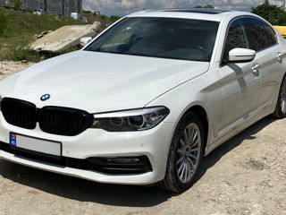 BMW 5 Series foto 1