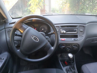 KIA Rio foto 7