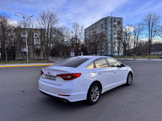 Hyundai Sonata foto 3