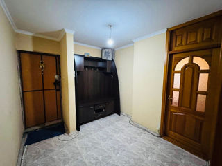 Apartament cu 2 camere, 55 m², Botanica, Chișinău foto 4