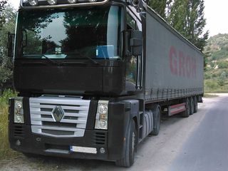 Renault Magnum foto 1