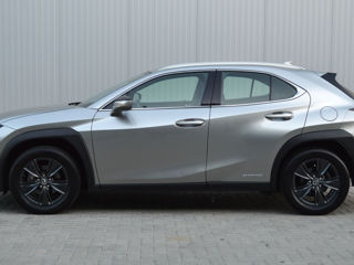 Lexus UX foto 3