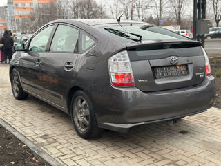 Toyota Prius foto 4