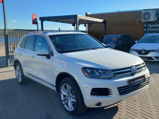 Volkswagen Touareg foto 2