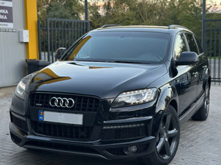 Audi Q7 foto 1