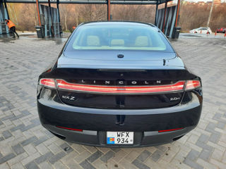 Lincoln MKZ foto 2