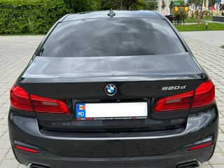 BMW 5 Series foto 6