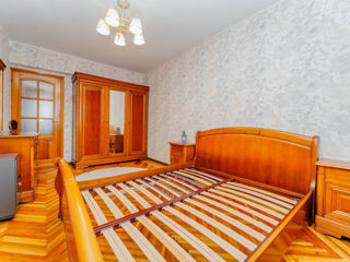 Apartament cu 3 camere, 77 m², Botanica, Chișinău foto 4