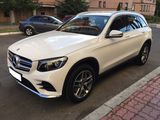 Mercedes GLC foto 5