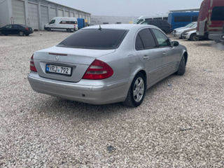 Mercedes E-Class foto 3