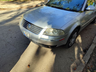 Volkswagen Passat foto 3