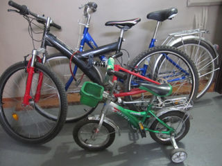 Велосипед     синий -1200 л     красный -1700 л     синий   отличный