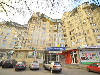 Apartament cu 4 camere în bloc nou, str. Petru Rareș, Centru, 275000 € ! foto 10