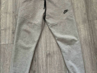 Nike tech fleece