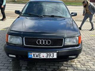 Audi 100 foto 8