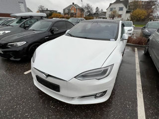 Tesla Model S foto 4