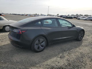 Tesla Model 3 foto 9