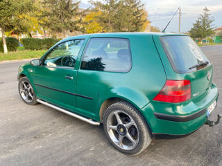 Volkswagen Golf foto 2