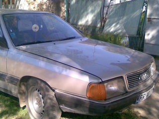 Audi 100 foto 1