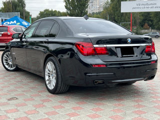 BMW 7 Series foto 3