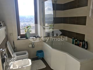 Casă cu 2 nivele spre vânzare, Tohatin, 230000 € ! foto 7